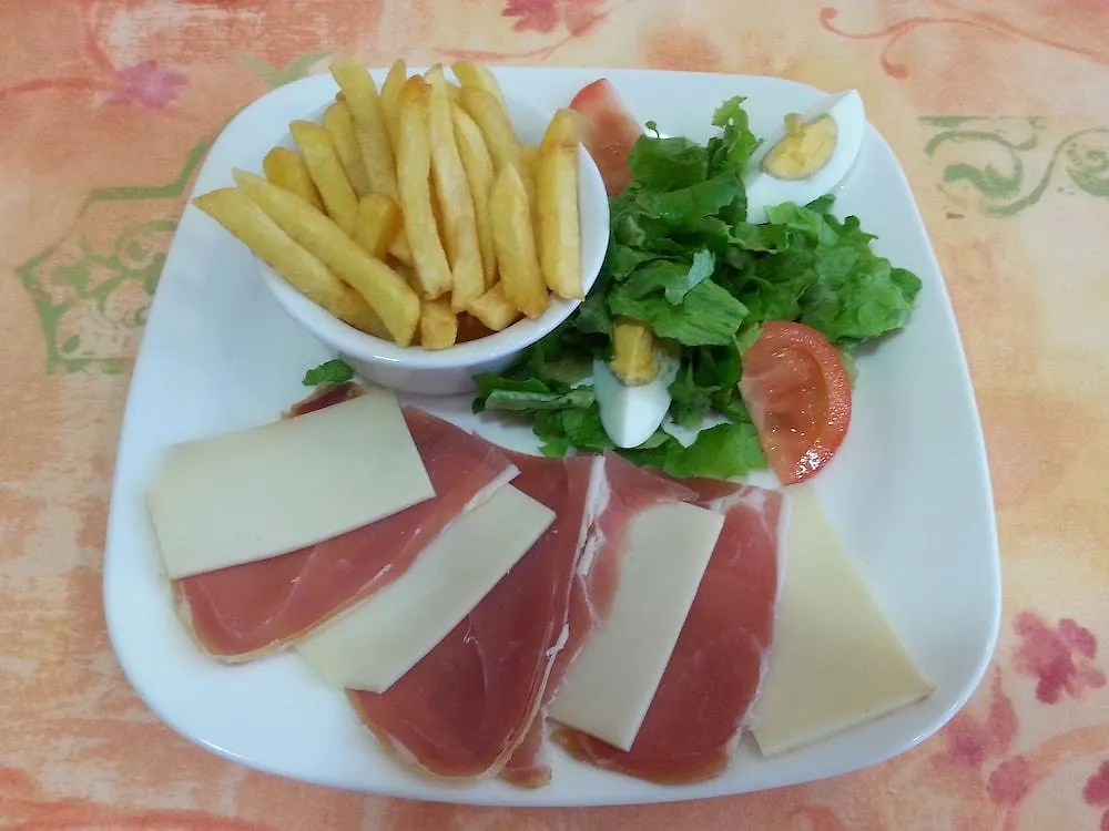 Hotel De Paris Lourdes 3*,  Francia