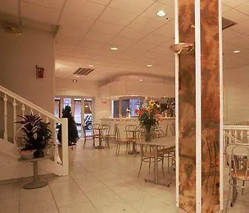 Hotel De Paris Lourdes